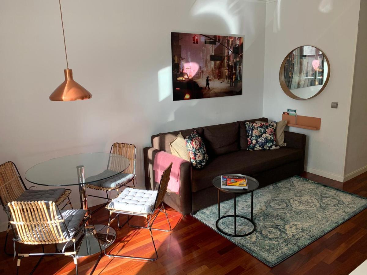 I19 - One Bedroom Apartment Madrid Extérieur photo