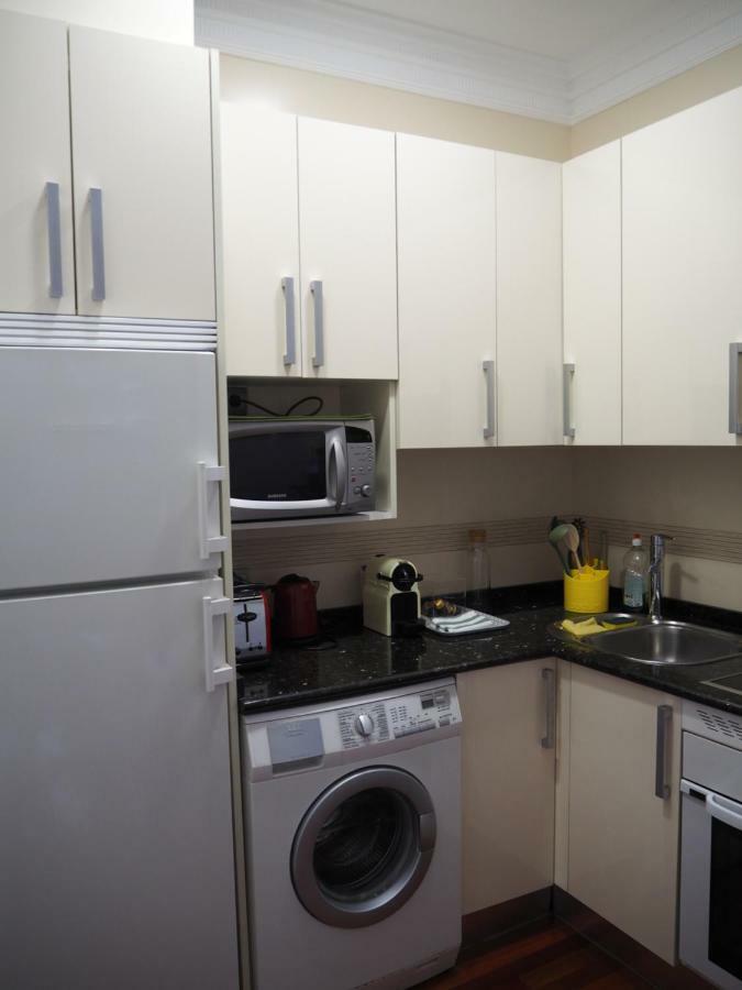 I19 - One Bedroom Apartment Madrid Extérieur photo