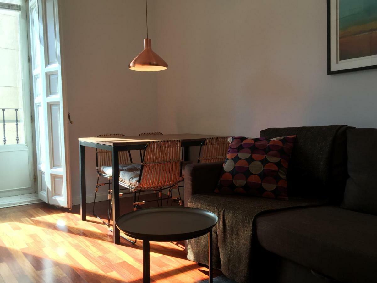 I19 - One Bedroom Apartment Madrid Extérieur photo