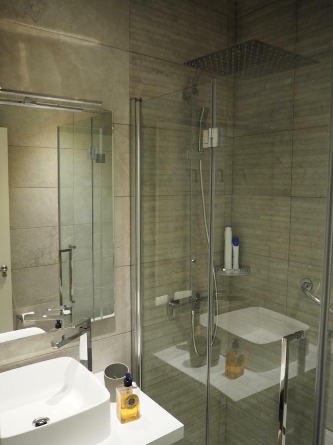 I19 - One Bedroom Apartment Madrid Extérieur photo