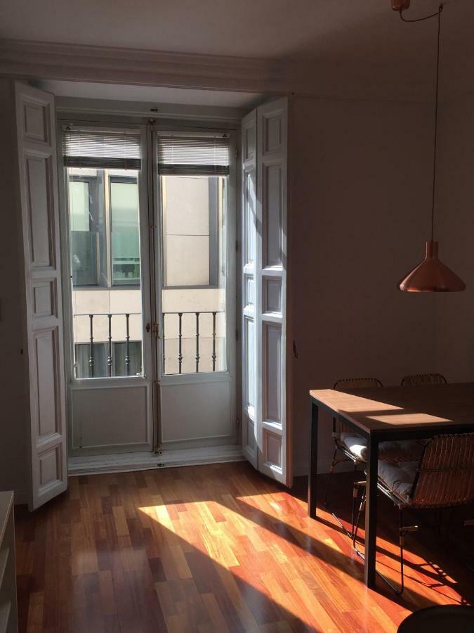 I19 - One Bedroom Apartment Madrid Extérieur photo